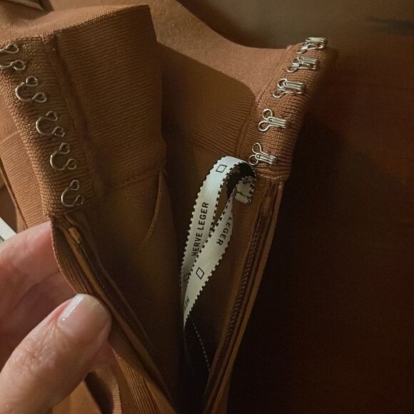 NWT Herve Leger Basketweave Bandage Skirt - Picture 9 of 10